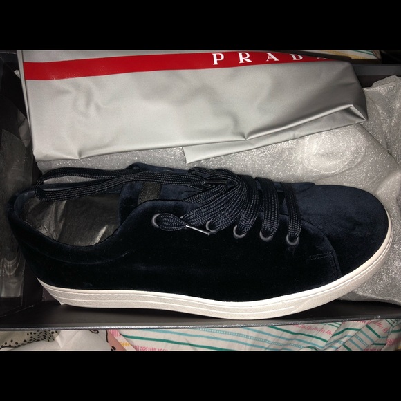 Men’s Prada sneaker size 10 $400 OBO - Picture 1 of 1